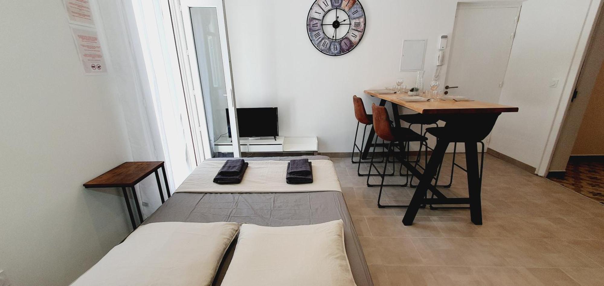 Via Domitia Apartment Perpignan Exterior photo